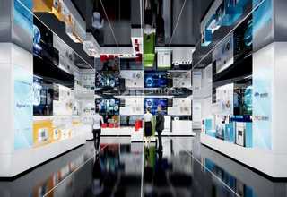 第四代电子计算机所用的电子元器件是